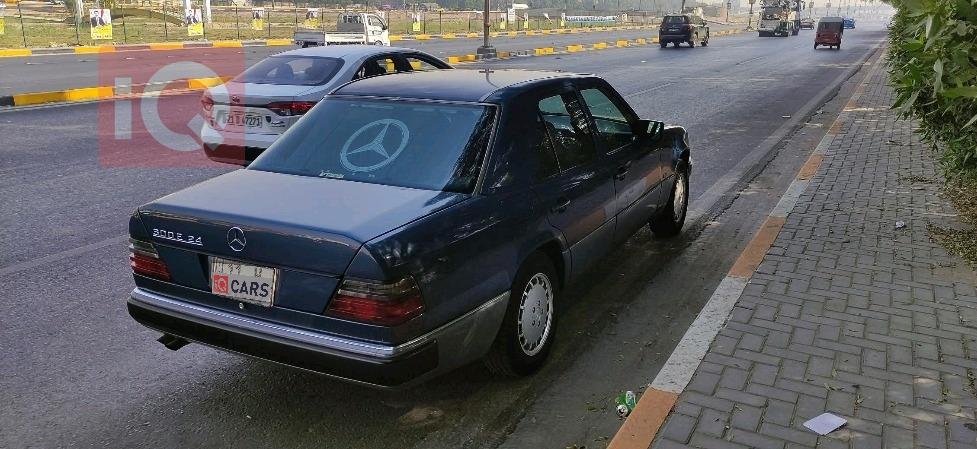مرسيدس بنز E-Class